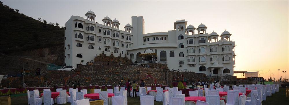 Bhairavgarh Palace Удайпур Экстерьер фото